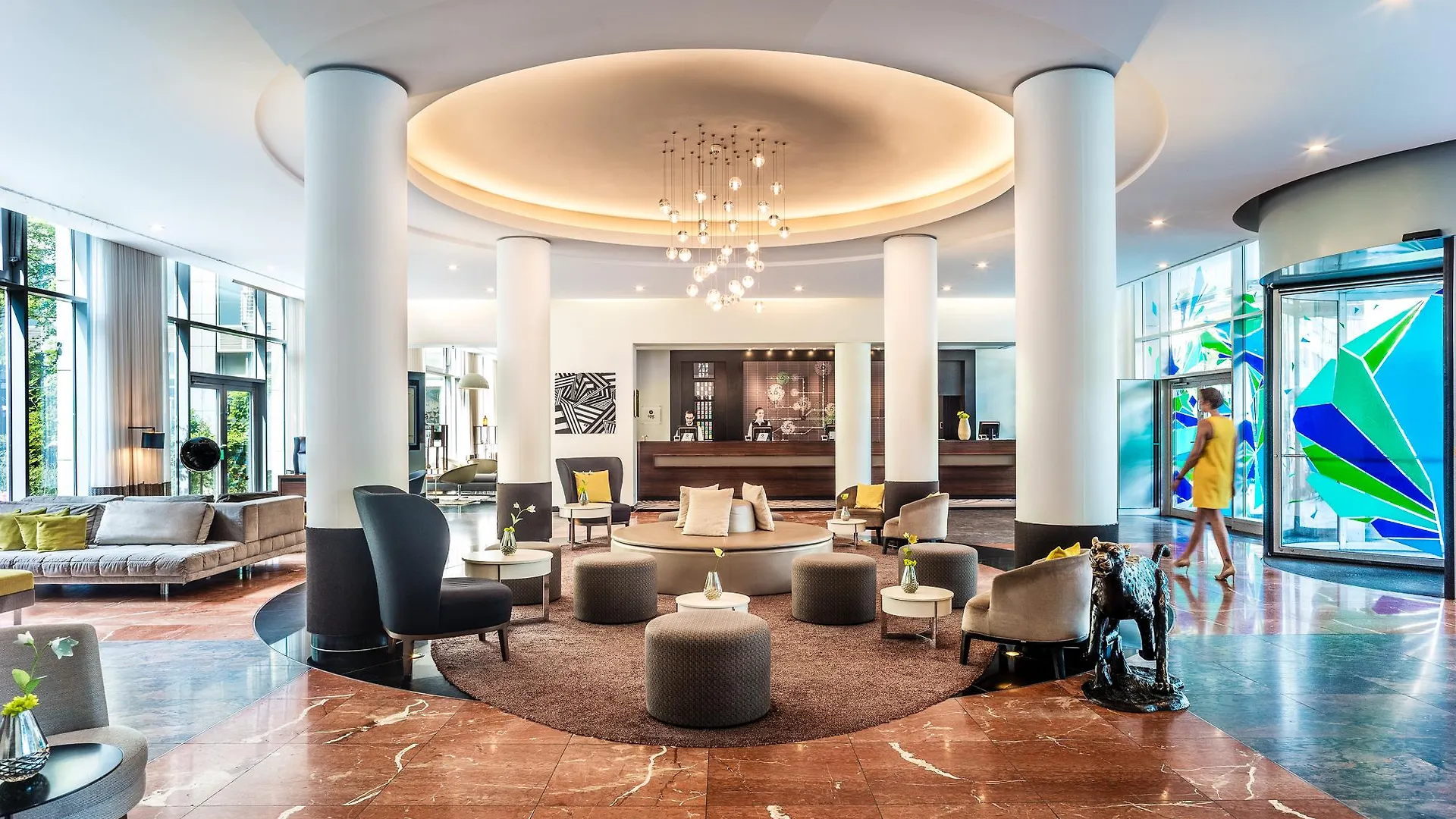 Le Meridien Munich 5*,